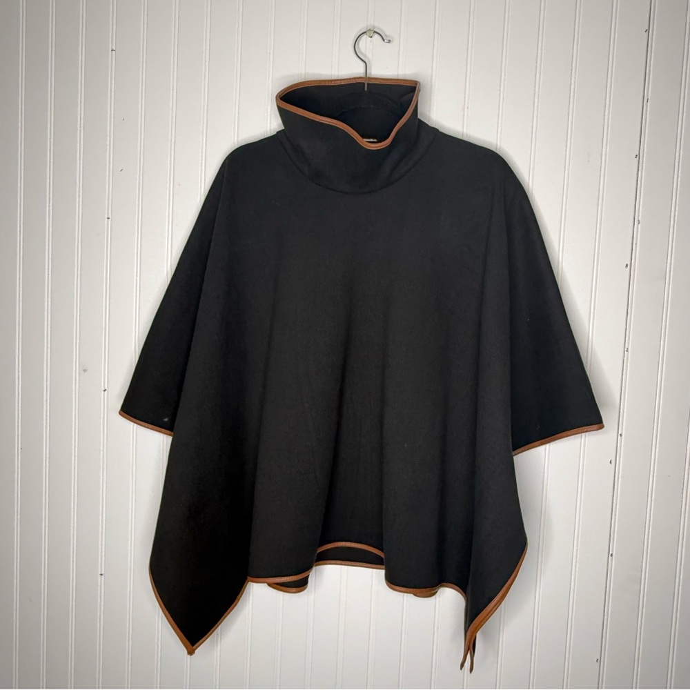 TUCKERNUCK Contrast Faux Leather Trim Thick Piper Poncho Sweater OS